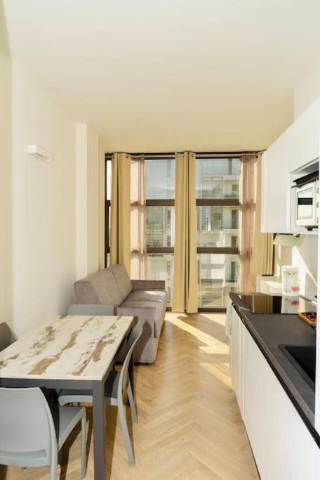 Sky View - Porta Nuova - Appartamento 4 Mediolan Zewnętrze zdjęcie